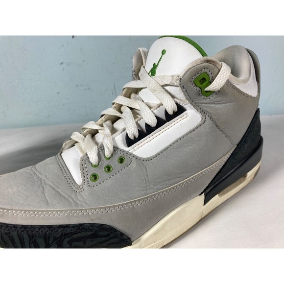 Nike Air Jordan 3 III Men\'s Size 10 Retro Cement 136064-006 Chlorophyll Grey main image 5